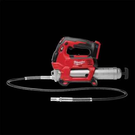 Pistola Engrapadora Inalámbrica MILWAUKEE M18 color rojo con manguera flexible de 48" y luz LED integrada para trabajos de lubricación.