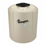 Tinaco beige Rotoplas de 2,500 litros con tecnología tricapa, tapa ergonómica y accesorios para instalación.